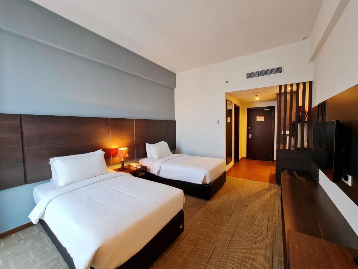 Swan Garden Hotel Malacca Εξωτερικό φωτογραφία