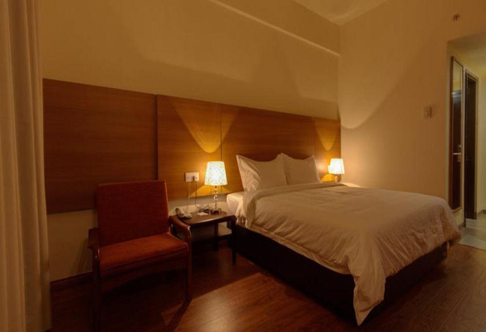 Swan Garden Hotel Malacca Εξωτερικό φωτογραφία